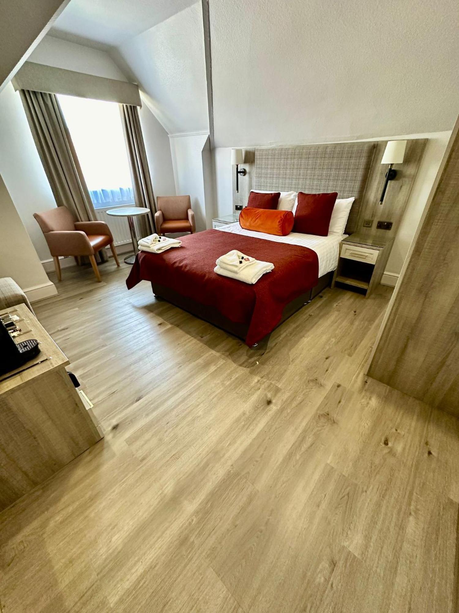 Hotel Coco Филикстоу Экстерьер фото